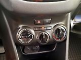 Peugeot 208 SERV.KNIHA,ČR,málo najeto    - náhled 30