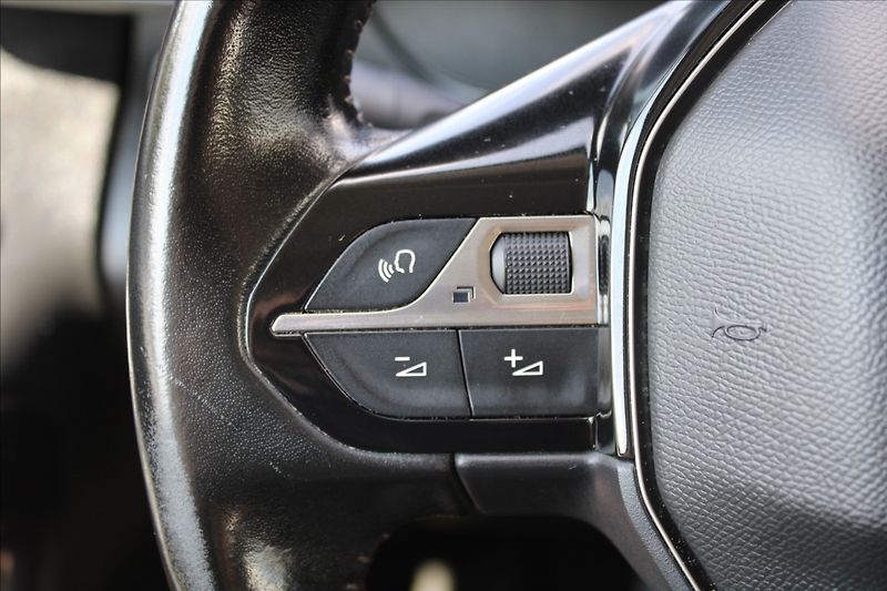 Peugeot Rifter 1,5 HDi  ČR,ALLURE,TAŽNÉ - fotka 14 z 23