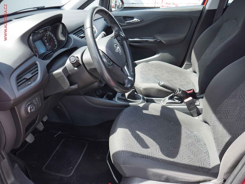 Opel Corsa (2018) 1.4i, 1.maj,ČR, AC - fotka 9 z 15