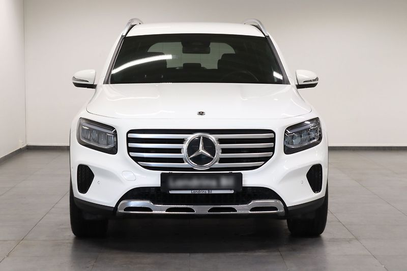 Mercedes-Benz GLB 200 Advanced+ Kamera Taž ACC - fotka 2 z 22