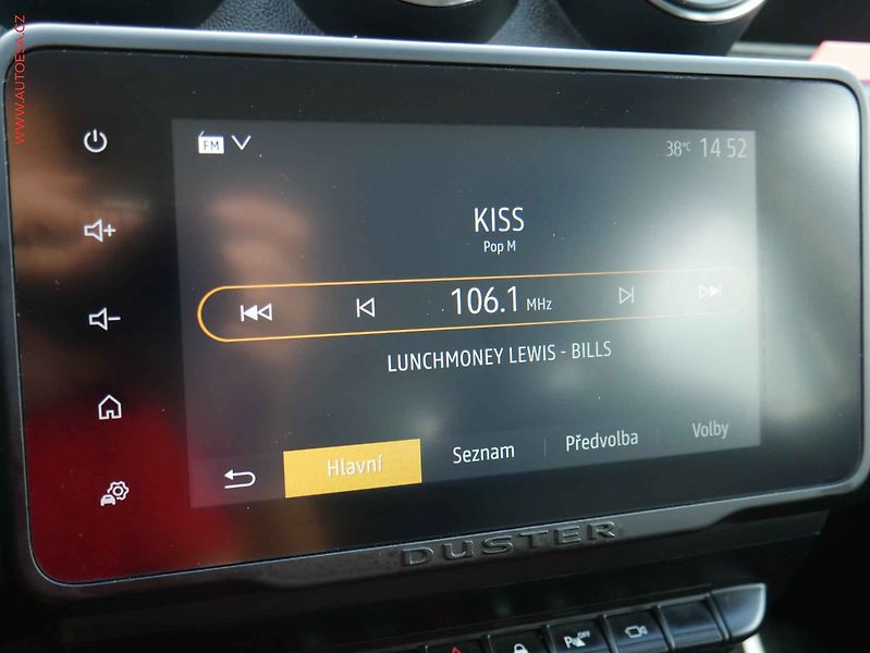 Dacia Duster (2022) 1.0i, ČR, Navi, park kamera - fotka 15 z 22