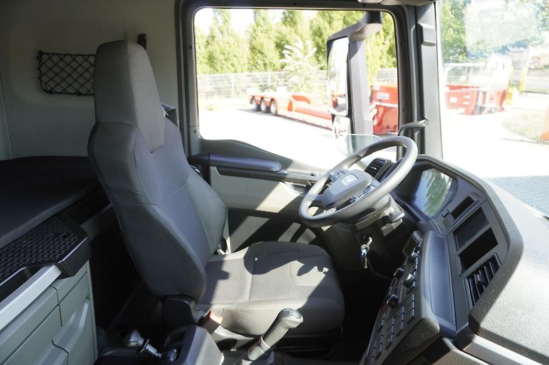 MAN TGL (2022) 8.190 4x2 Truck+trailer - fotka 21 z 23