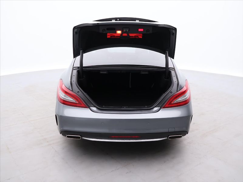Mercedes-Benz CLS 3,0 350d 190kW 4Matic CZ DPH - fotka 9 z 28