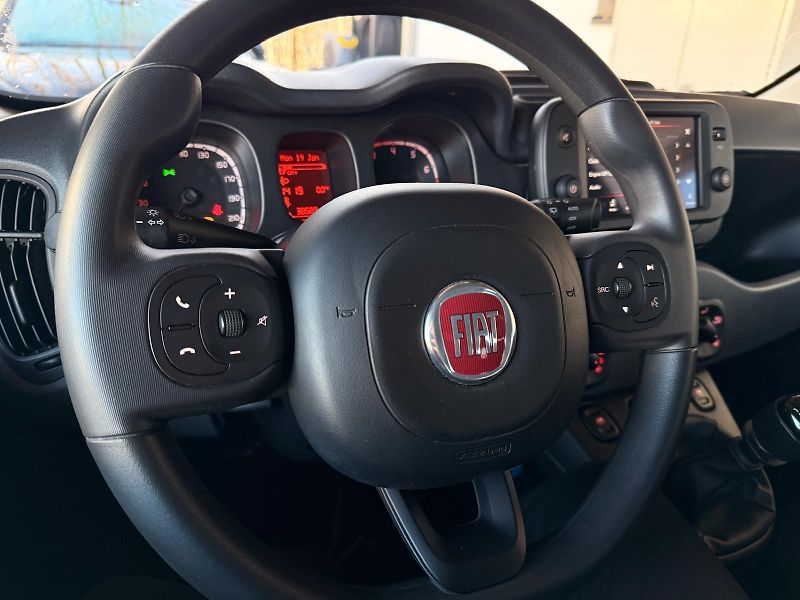 Fiat Panda 1.0 CROSS 1.0 HYBRID 70CV MAN - fotka 10 z 23