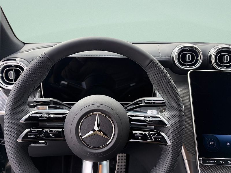 Mercedes-Benz GLC (2026) 300 e 4MATIC kupé - fotka 11 z 16