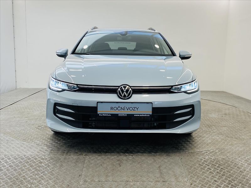 Volkswagen Golf 1,5 eTSI DSG 85kW LIfe - fotka 4 z 26