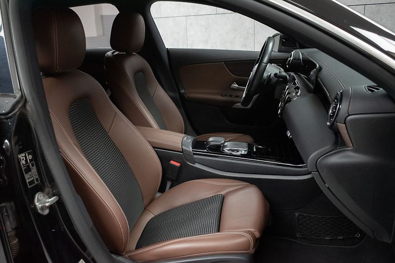 Mercedes-Benz CLA 180d PROGRESSIVE*KAMERA*ACC* - fotka 12 z 39