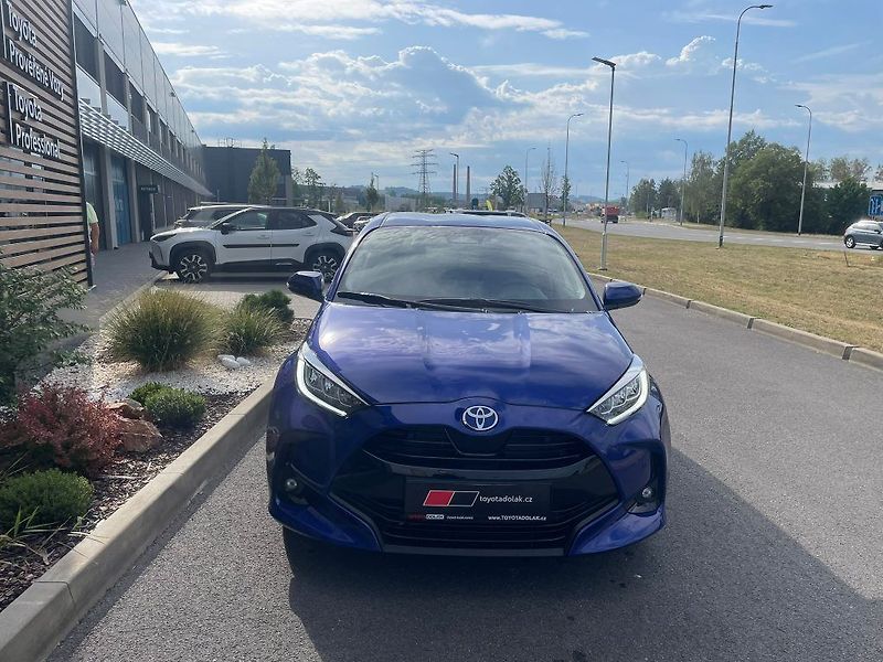 Toyota Yaris 1.5 Hybrid 116K Style - fotka 2 z 28