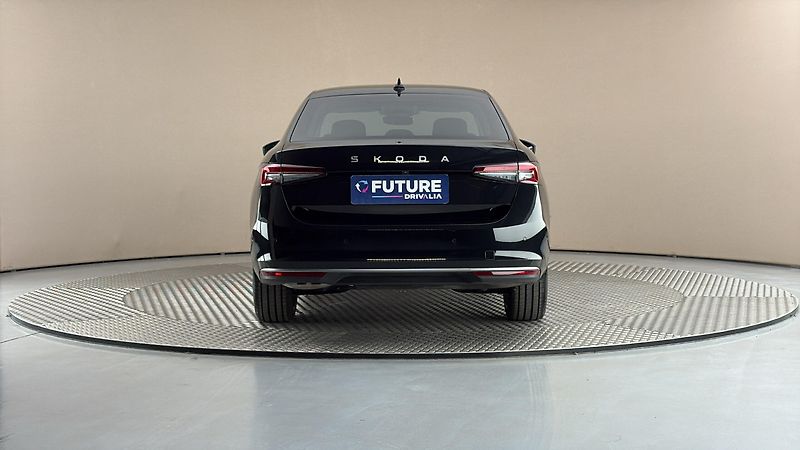 Škoda Superb 2.0 TDI DSG 4x4 L&K - fotka 5 z 35
