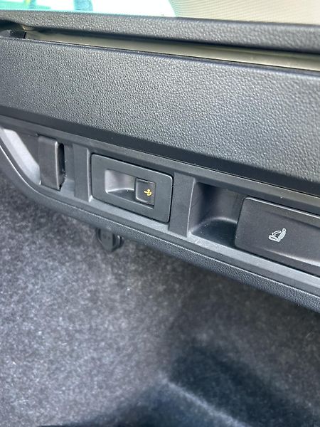 Škoda Octavia (2020) Combi Style 2.0 TDI - fotka 15 z 32