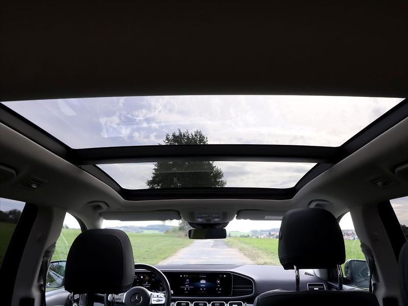 Mercedes-Benz GLS 2,9 400d 4MATIC AMG CZ DPH - fotka 40 z 49