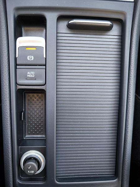 Volkswagen Golf 7 1,4TSI 90kW LED OSRAM 8xALU - fotka 62 z 82