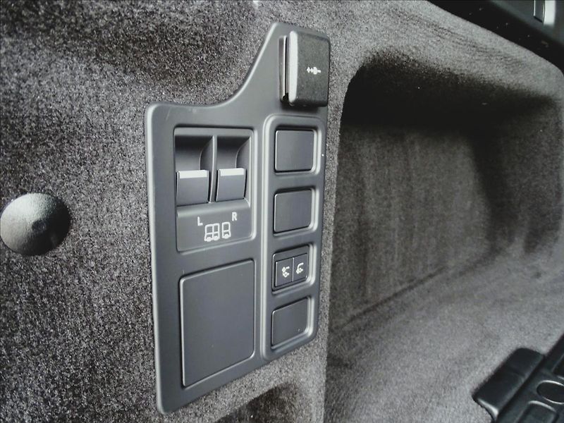 Land Rover Discovery (2026) 3,0 D250 S AWD* - fotka 20 z 27