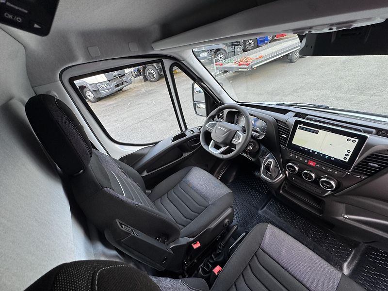 Iveco Daily (2026) 3.0*NOVÝ MODEL* 10PAL*AUTOMAT - fotka 29 z 30