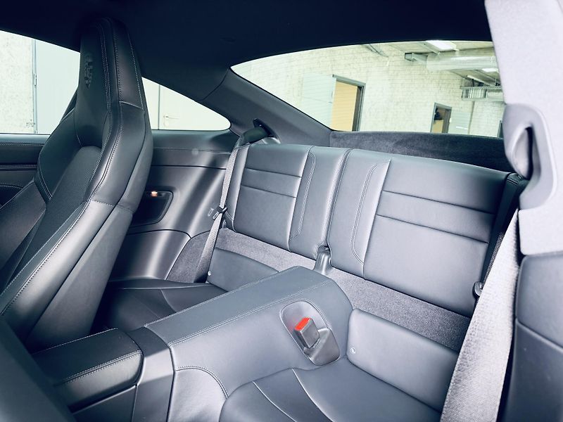 Porsche 911 (2025) SPORTDESIGN MATRIX MAX ZARUKA - fotka 36 z 38