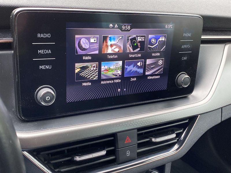 Škoda Scala (2020) 1.5 TSI Style - fotka 17 z 35