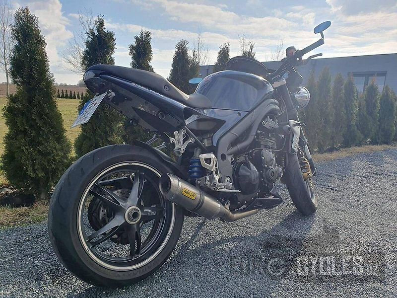 Triumph Speed Triple (2006) - fotka 6 z 9
