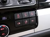 Volkswagen Multivan 2,0 TDI 4M DSG CZ Highline DPH - náhled 28