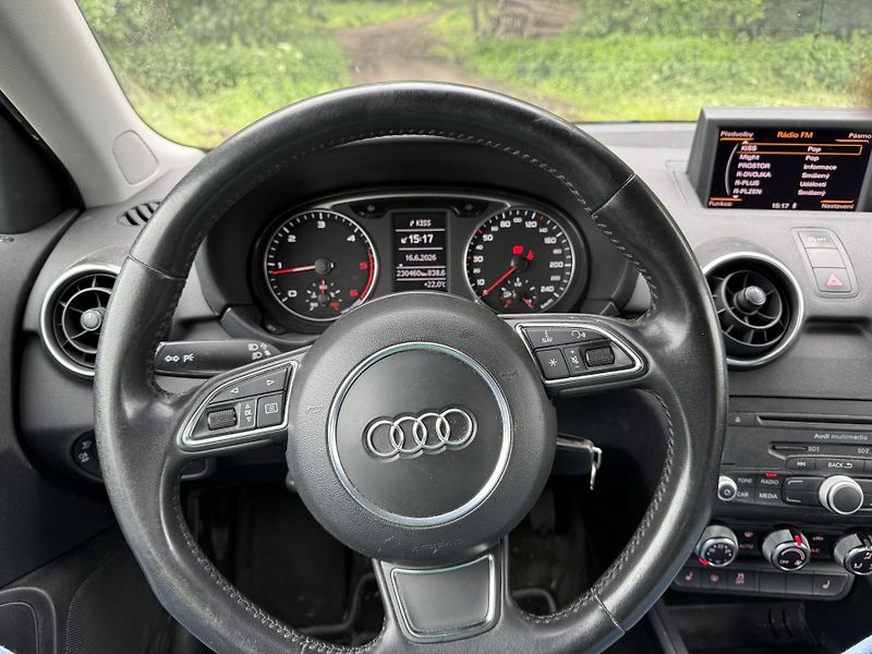 Audi A1 (2013) 1.6 tdi 77kW SPORTBACK - fotka 7 z 12