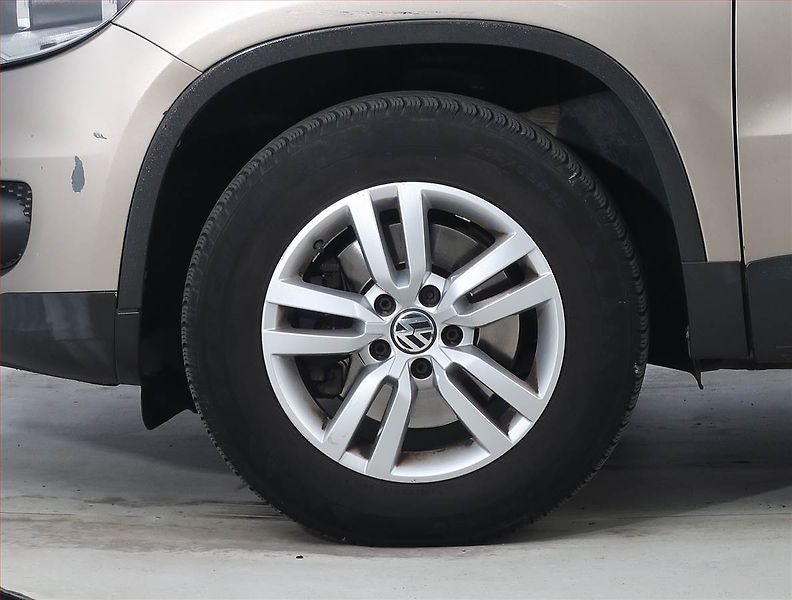 Volkswagen Tiguan (2012) 2.0 TDI, Park. senzory - fotka 14 z 17