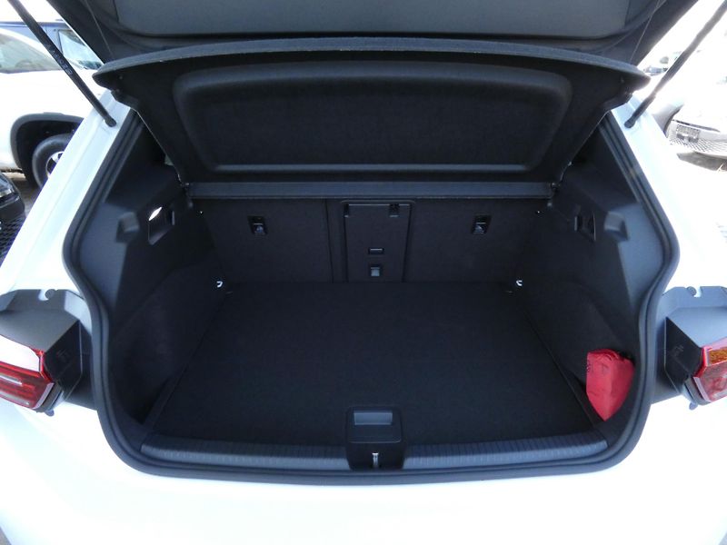 Volkswagen ID.3 (2026) Neo Style 58 kWh 140 kW - fotka 15 z 30