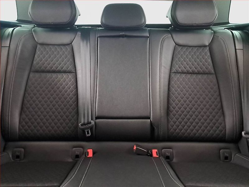Škoda Karoq (2021) Style 2.0 TDI - fotka 10 z 18
