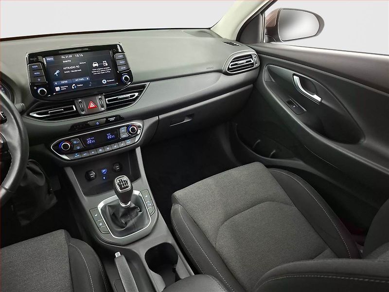 Hyundai i30 (2022) 1.0 T-GDI, Serv.kniha - fotka 8 z 18