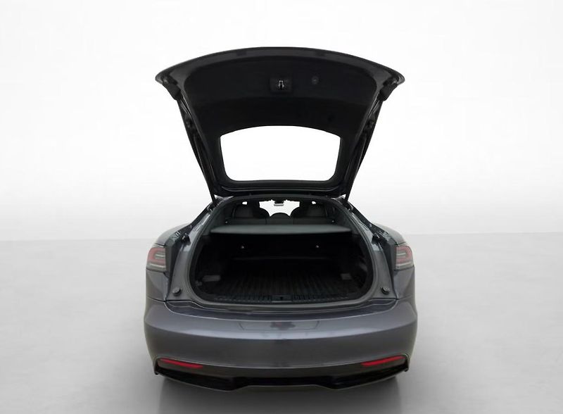Tesla Model S LR AWD Vzduch Pano. Kam Yoke - fotka 29 z 35