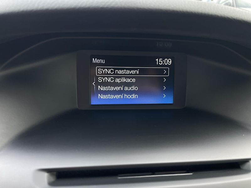 Ford Focus 1.5 EB 150k MAN6  - fotka 13 z 24