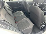 Volkswagen Golf Variant 2,0TDi Highline NAVI LEDMATRIX - náhled 39