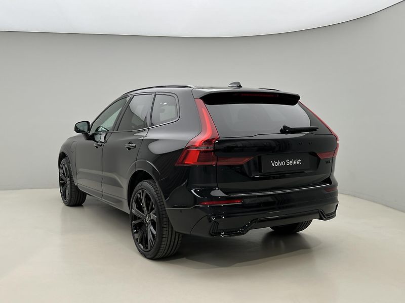 Volvo XC60 T8 AWD ULTRA BLACK RECHARGE CZ - fotka 11 z 50