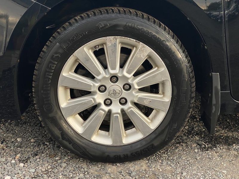 Toyota Sienna 3.5i V6, automat, 4x4, STK - fotka 9 z 28
