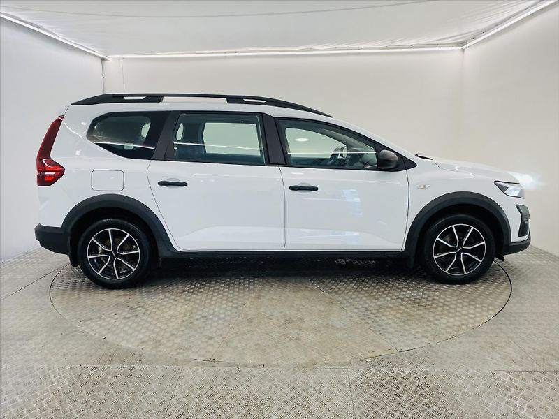 Dacia Jogger 1,0 TCe 67kW LPG 7 Míst - fotka 3 z 22