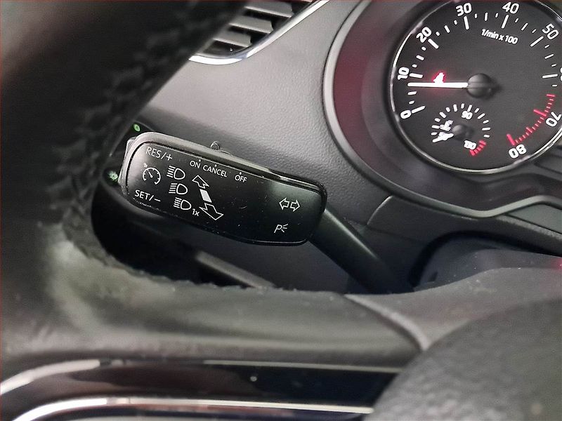 Škoda Octavia (2014) 1.2 TSI, Tempomat - fotka 16 z 18
