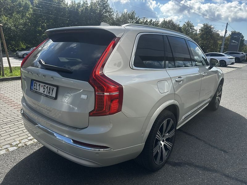 Volvo XC90 2,0 - fotka 7 z 21