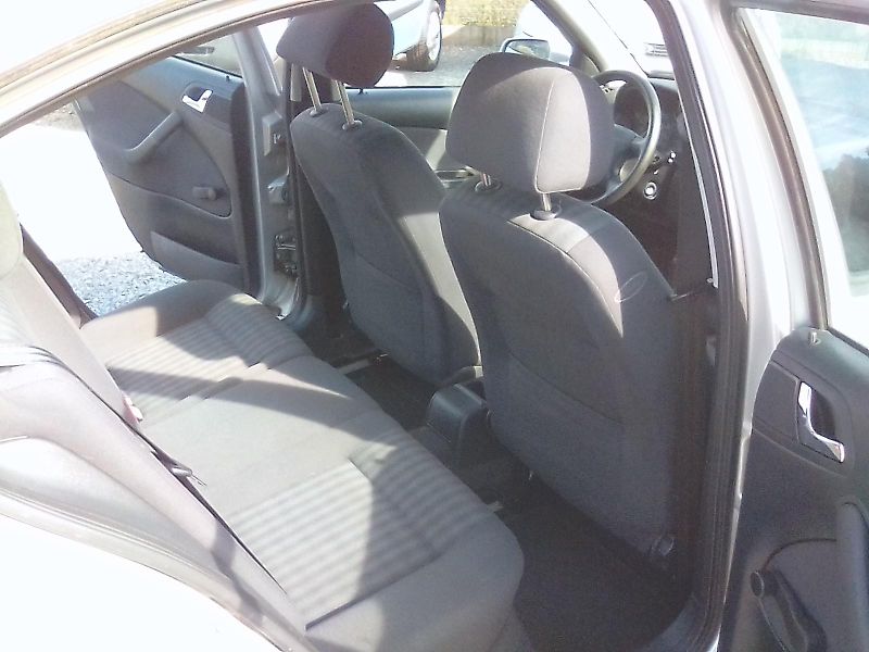 Škoda Octavia (2003) 2.0i , jede dobře - fotka 22 z 28