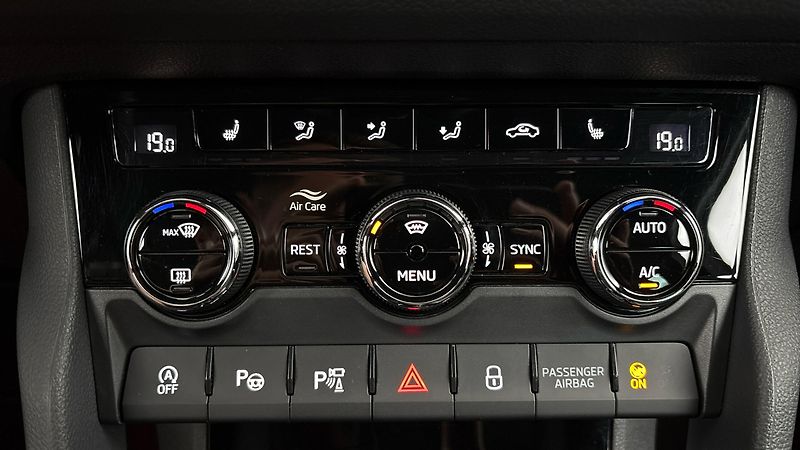 Škoda Kodiaq 2.0 TDI DSG 4x4 Sportline Excl - fotka 13 z 32