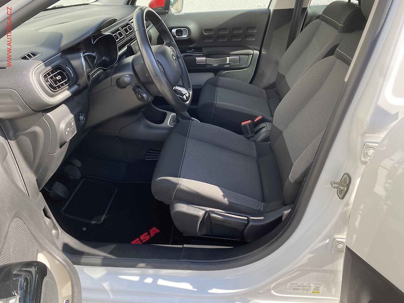 Citroën C3 (2019) 1.2 PT, Shine, park. čidla - fotka 9 z 19