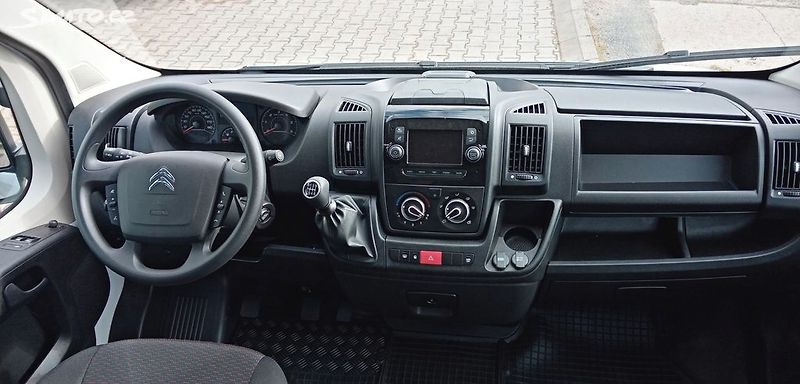 Citroën Jumper Furgon 35 L4H2 2,2BlueHDi 165k - fotka 3 z 3