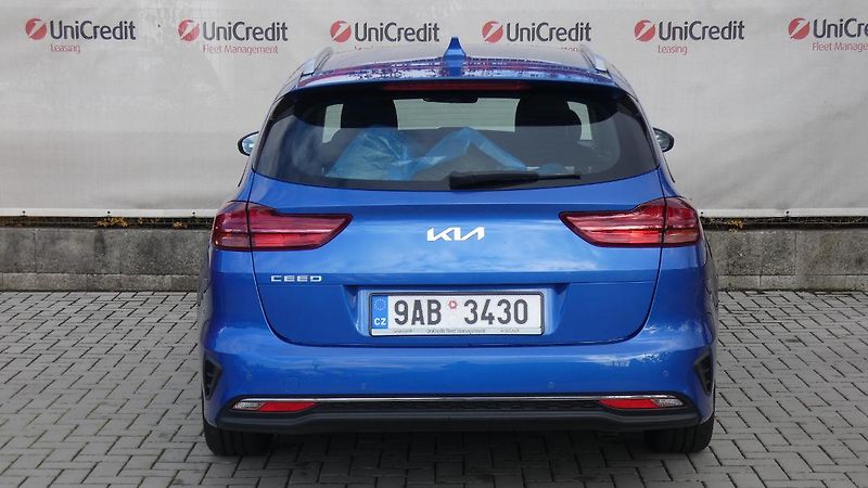 Kia Ceed 1.5 T-GDI 118kW Fresh - fotka 4 z 21