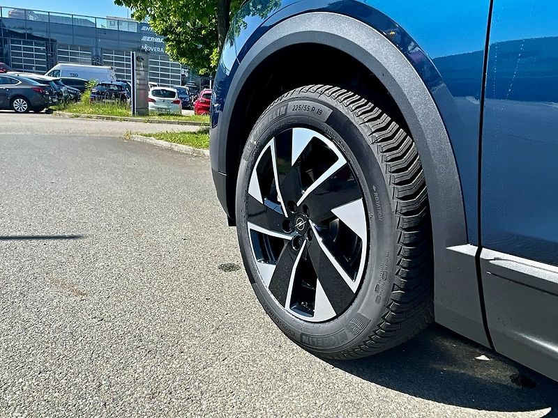 Opel Grandland (2026) MHEV 1.2T 145k GS AT6 - fotka 7 z 20