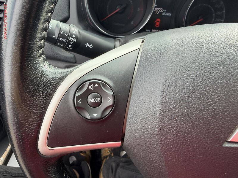 Mitsubishi ASX (2014) 1.8Di-D 4x4, ČR, AC, tempo - fotka 11 z 16