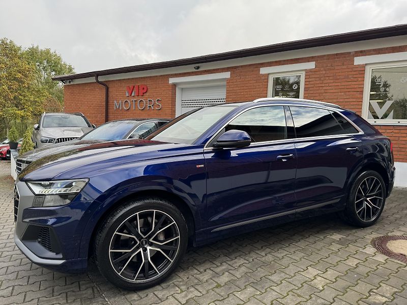 Audi Q8 50TDi-ČR-R22-B&O-NT-TAŽ-MASÁŽ - fotka 2 z 39