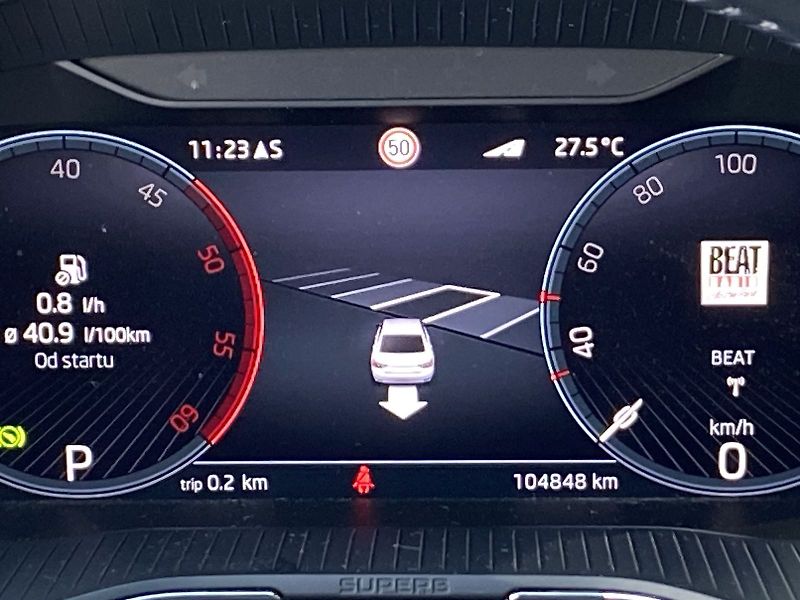 Škoda Superb (2023) 2.0 TDI 4x4 DSG L&K - fotka 8 z 39