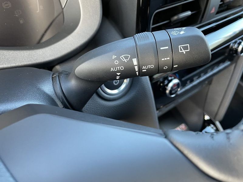 Toyota Yaris Cross 1.5 Hybrid 130k ODBĚR IHNED - fotka 22 z 27