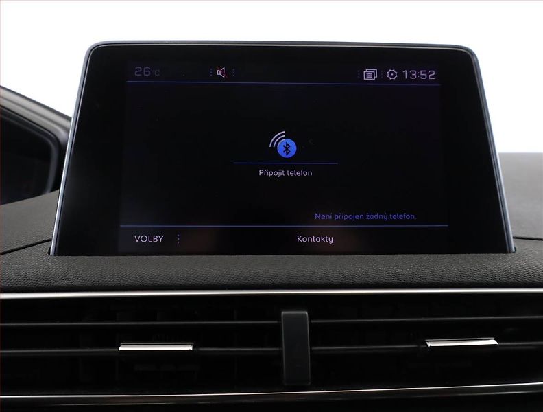 Peugeot 5008 (2018) 1.6 THP, Automat, 7 míst - fotka 16 z 21