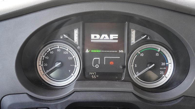 DAF XF (2017) 410 EURO 6 /410 HP / 20 EPAL  - fotka 20 z 28