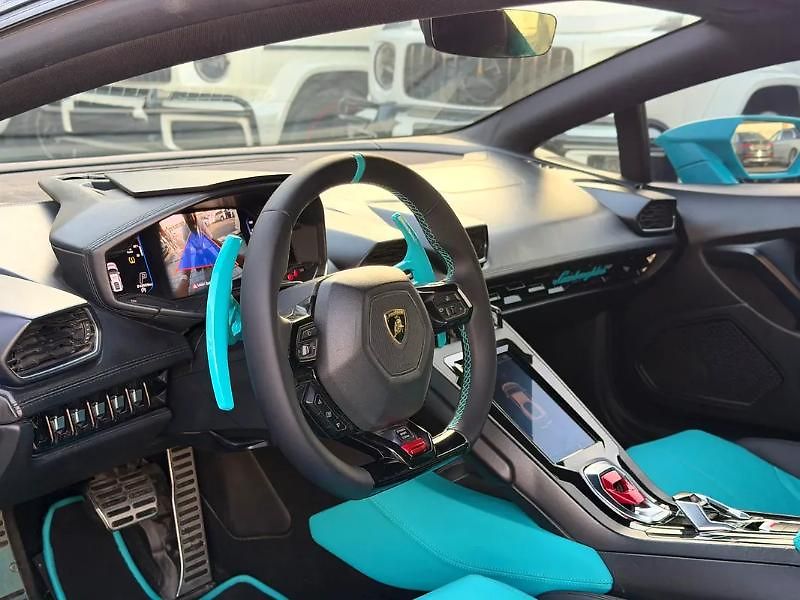 Lamborghini Huracán (2020) Atmosférický V10 ve verzi EVO - fotka 10 z 15