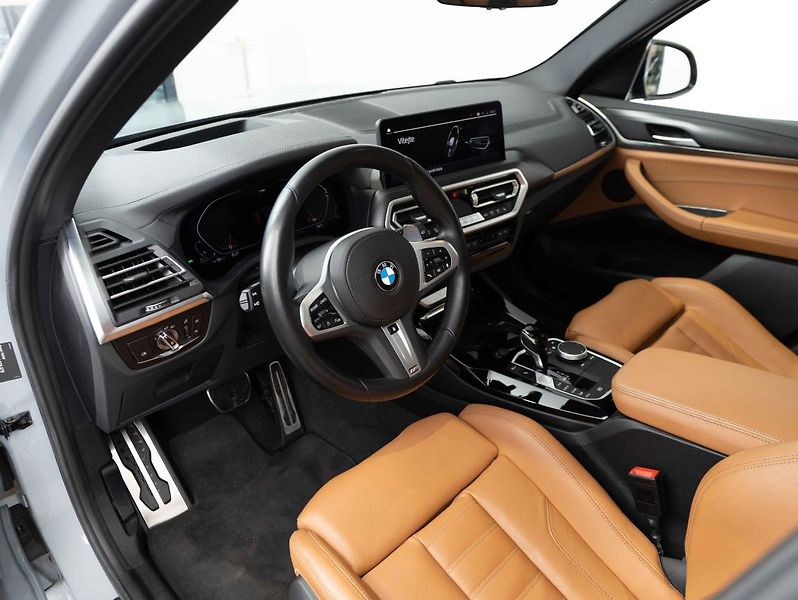 BMW X3 xDrive30d - fotka 11 z 24