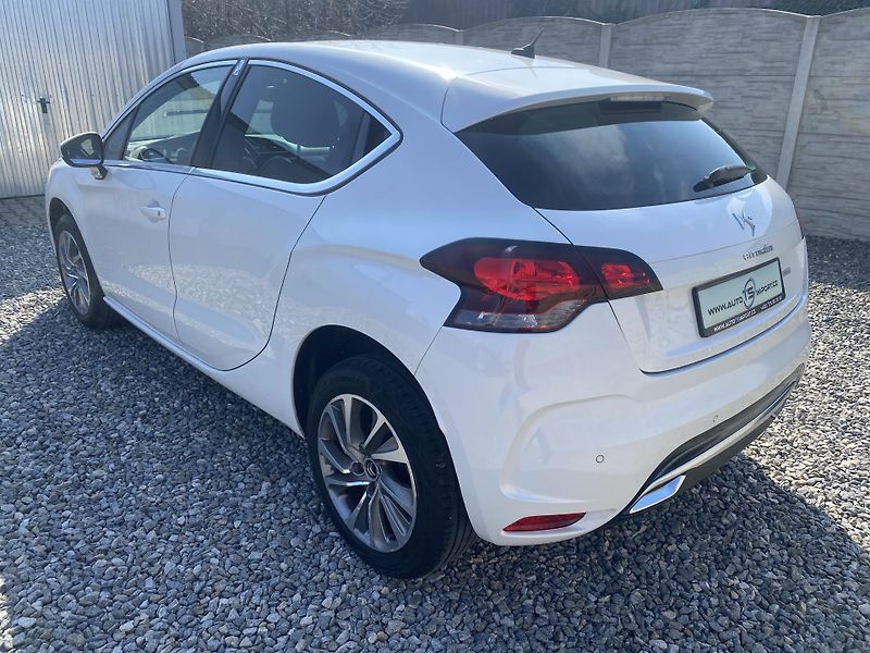 Citroën DS4 1.6i 16V 120PS EXCLUSIVE TOP!! - fotka 13 z 160